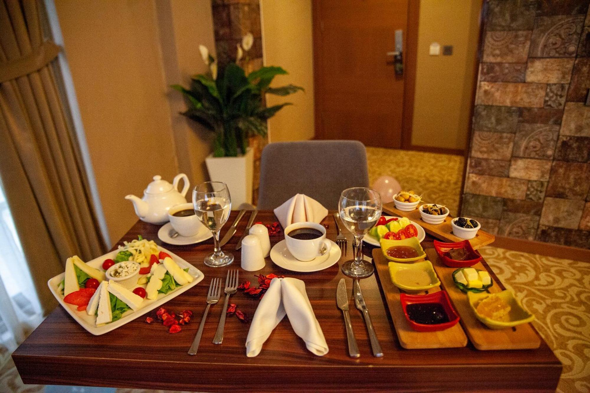 Elgarden Hotel & Spa Masukiye Екстериор снимка